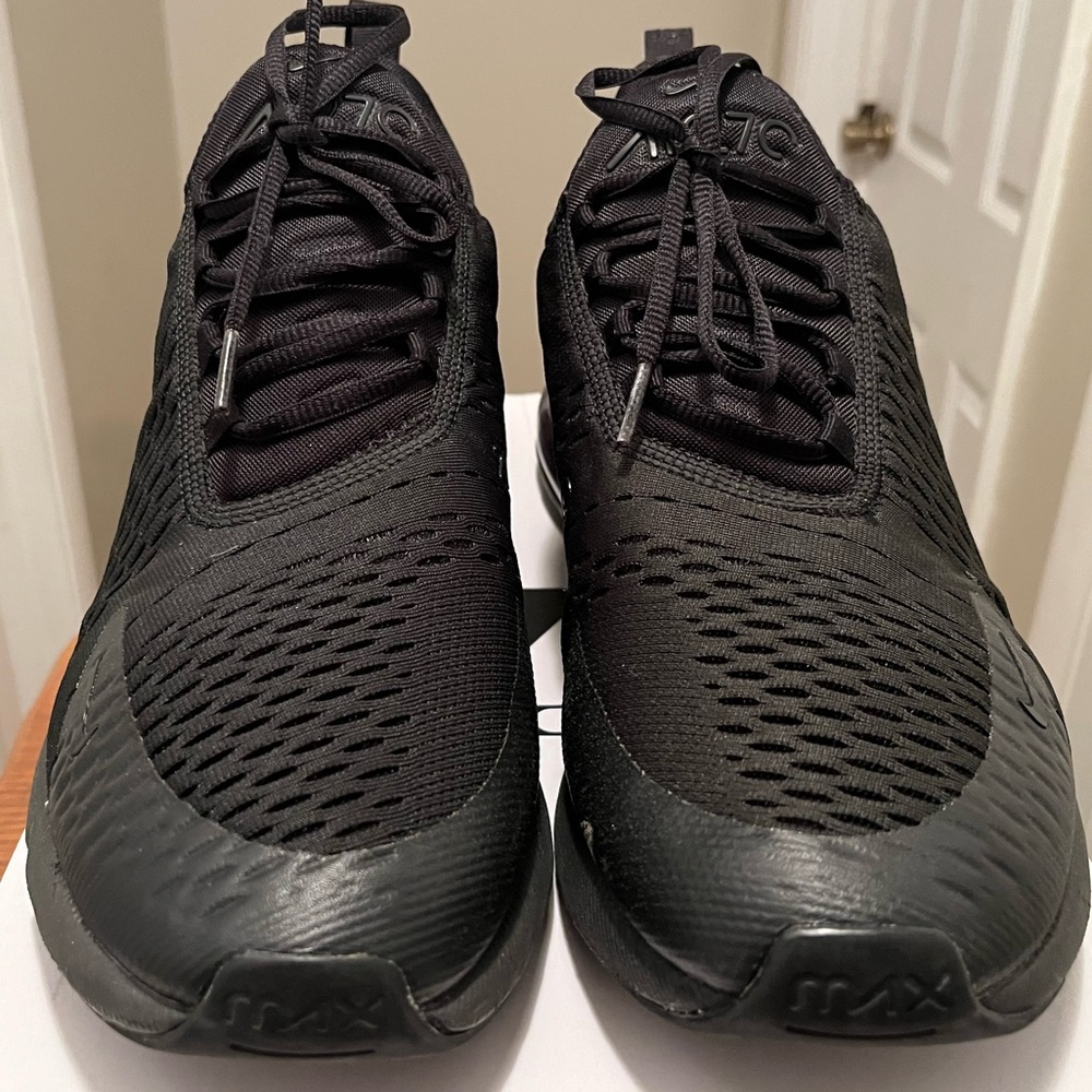 Air Max 270